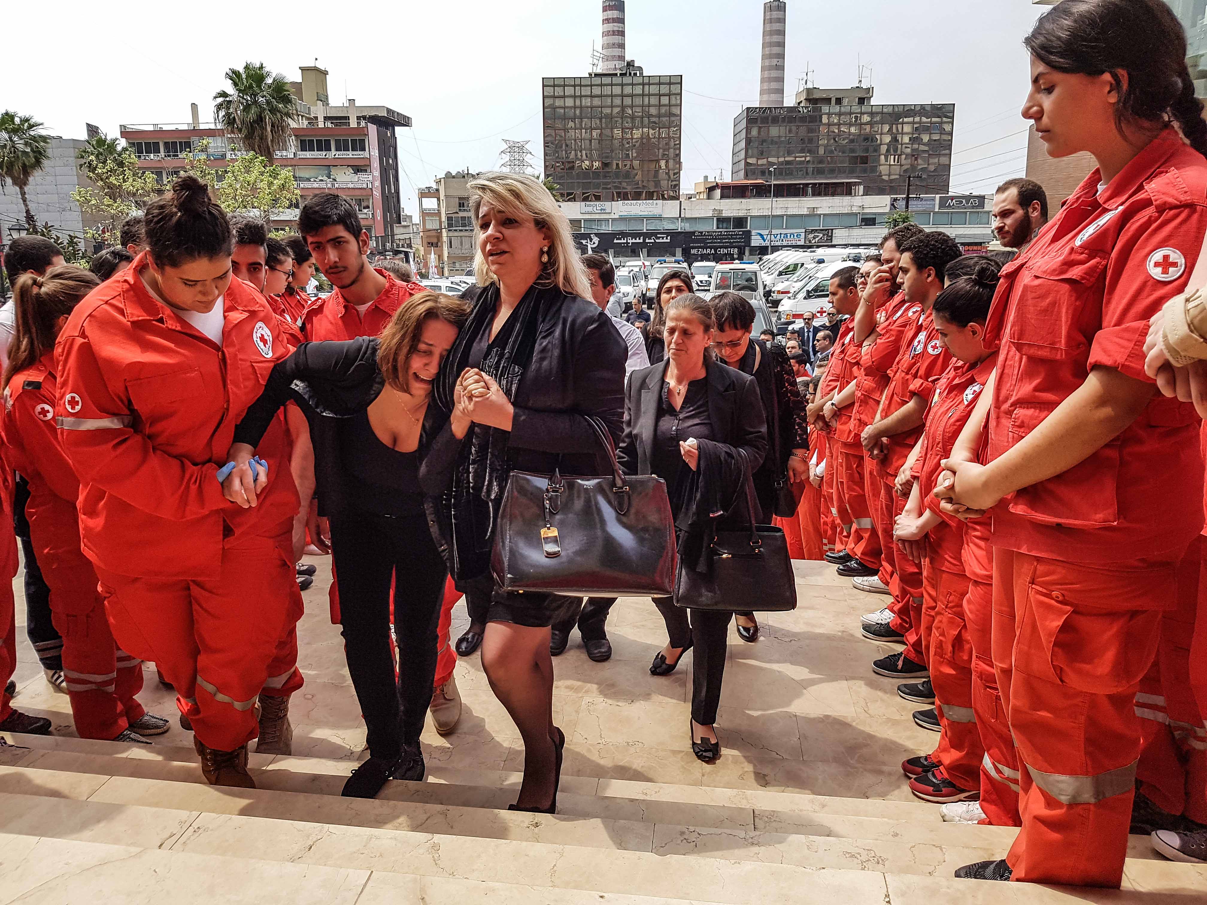 2 - A Country Surrounded by War